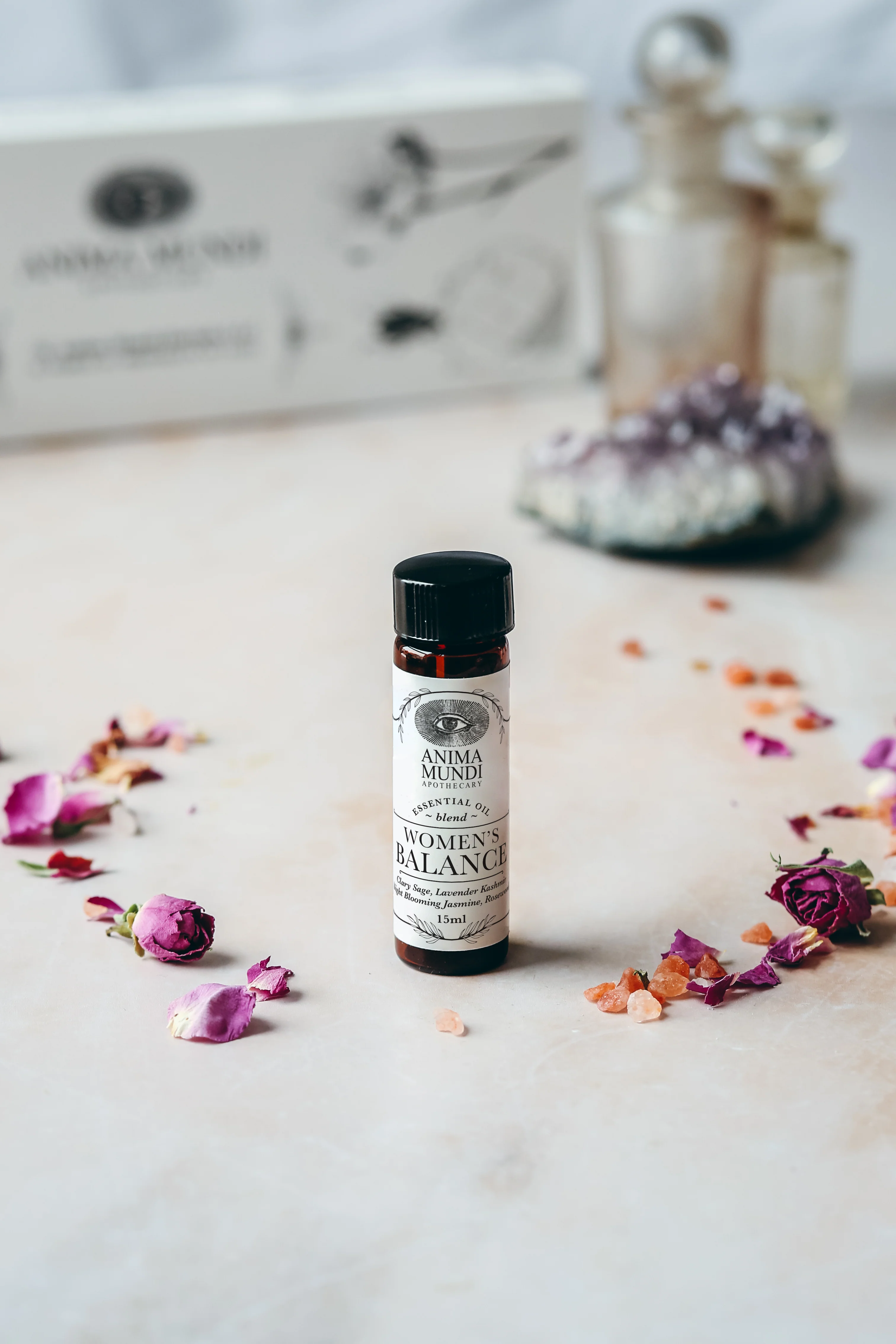 WOMEN'S BALANCE Essential Oil Blend - Image 2